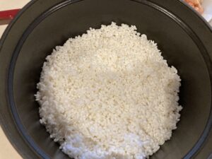 ストウブで炊き込みご飯　お米を浸水