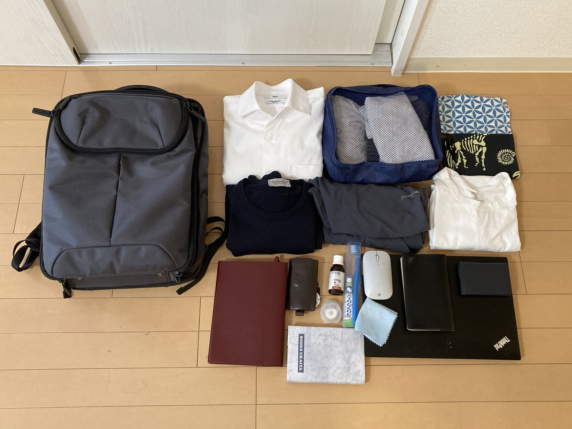 エースデュアルポーズレビュー・入る荷物の量